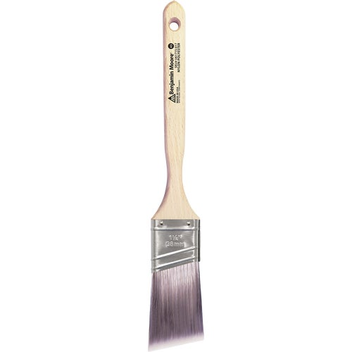 U61715-017 Benjamin Moore Firm Blend Nylon/Polyester Paint Brush